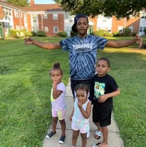 Meet your Posher, Eric